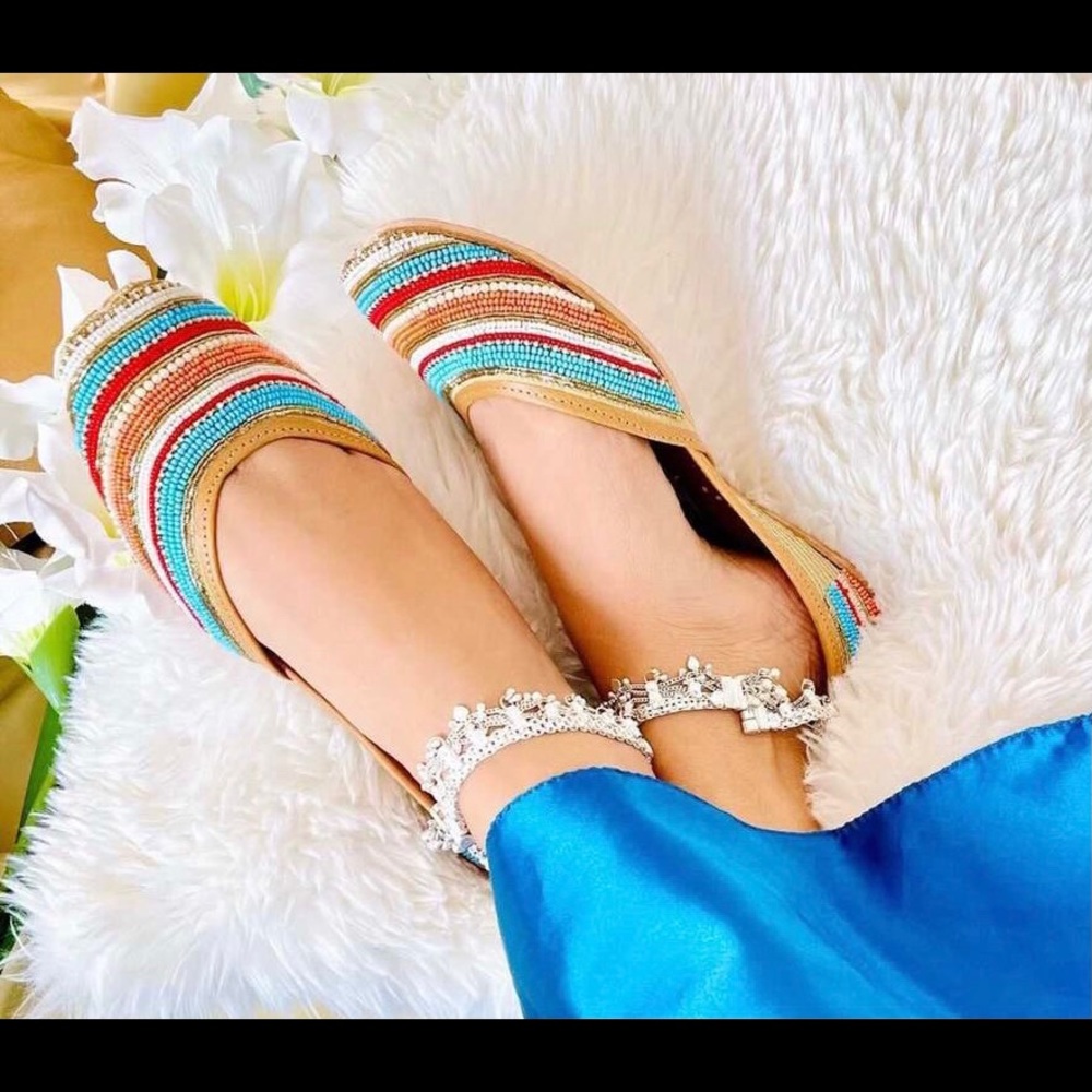 Indian shoes (Jutti)